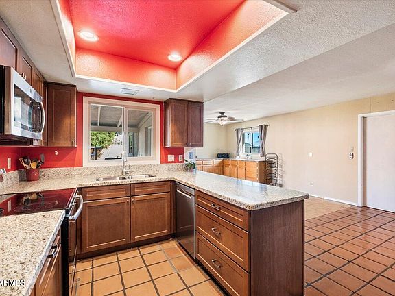 2nd image of 2950 E SURREY Avenue