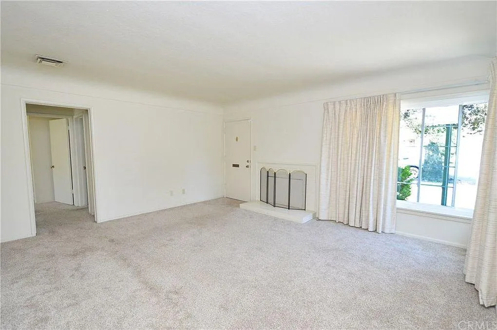 2 bed, 860 sqft, $2,150 — Photo 3