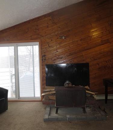 4th image of 32 Lakeshore Dr NW