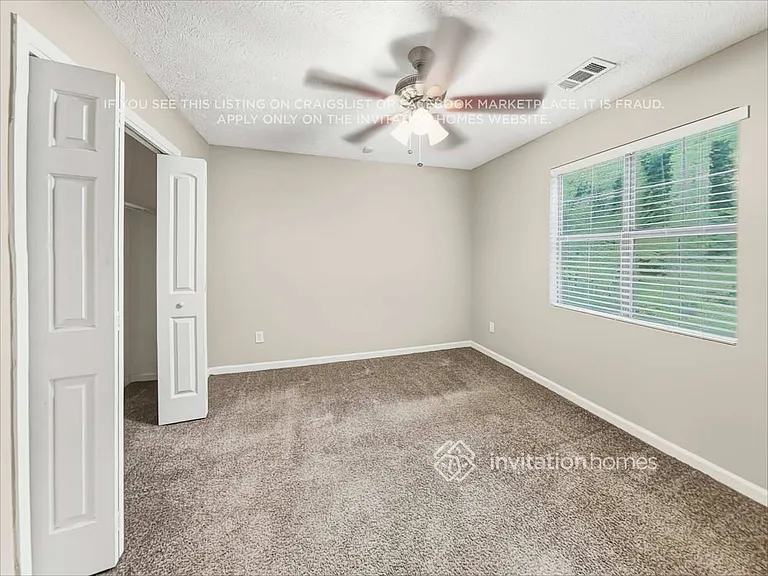 6611 Crossing Creek Point — Photo 17
