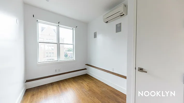 Rented by Nooklyn NYC LLC | media 62