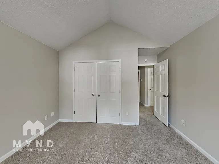 6437 Phillips Ct — Photo 26
