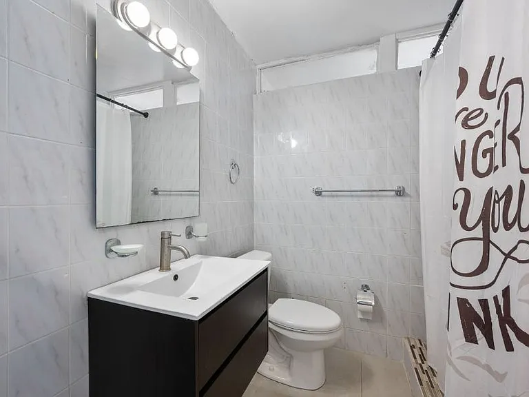 Urb Crown Hills 127 Calle Carite — Photo 24