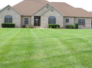 1 Deer Run, Herrin, IL 62948