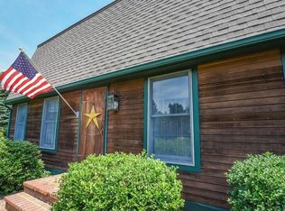 395 Plain Hill Rd, Norwich, CT 06360