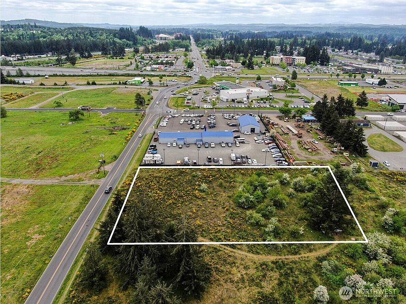 2nd image of 19445 Elderberry Street SW