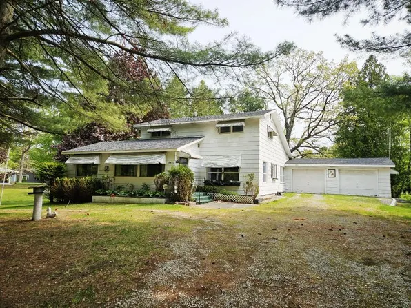 4451 Bissonette Rd, Oscoda, MI 48750