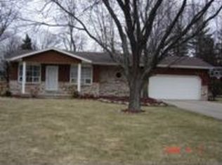 2418 Gatesboro Dr E, Saginaw, MI
