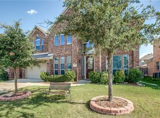 2402 Gulf Stream Ln, Arlington, TX 76001