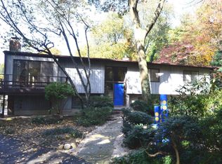 93 Angus Rd N, Greenwich, CT 06831