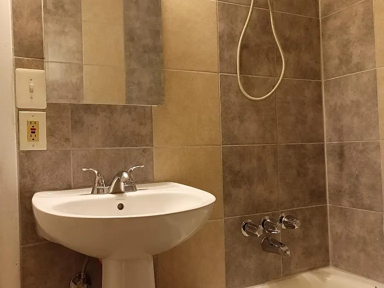 566 Wilson Bridge Dr — Photo 10