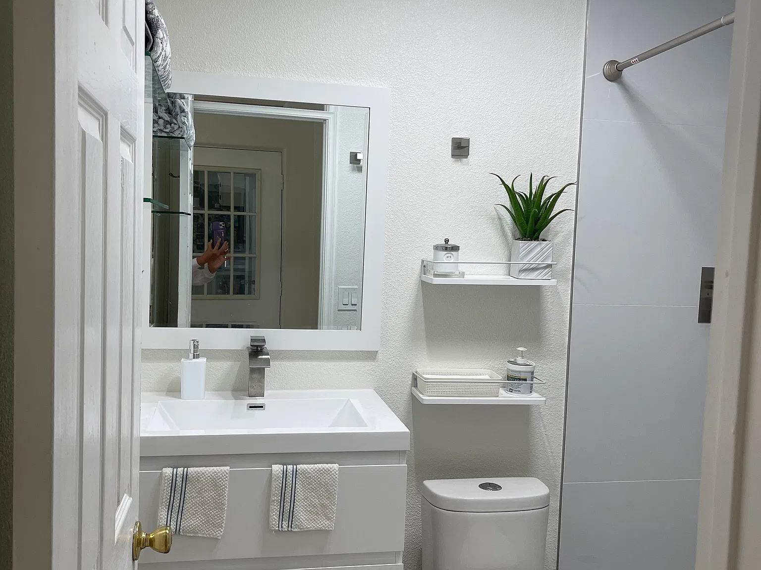 6332 Klamath Dr — Photo 3