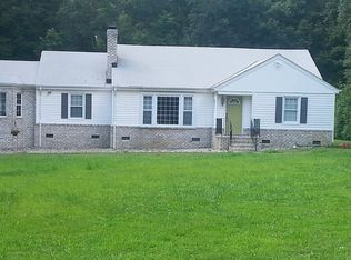 11420 Edenberry Dr, North Chesterfield, VA 23236