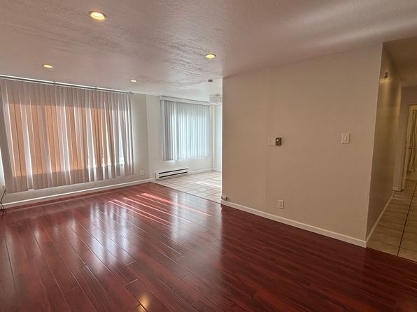 4711 Callan Blvd APT 13