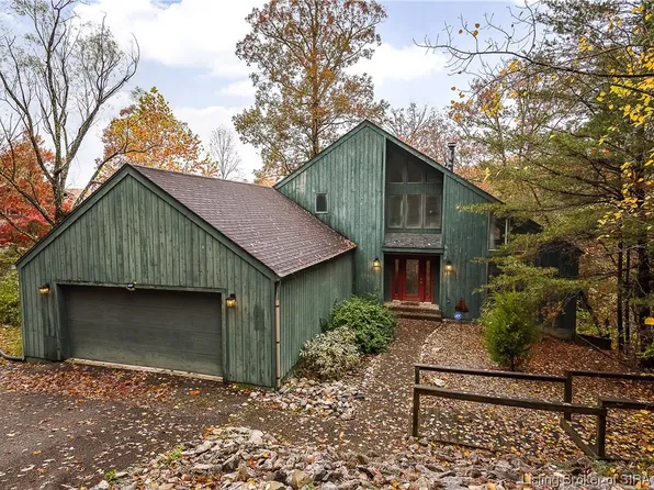 1505 Southern Hills Drive, Borden, IN 47106