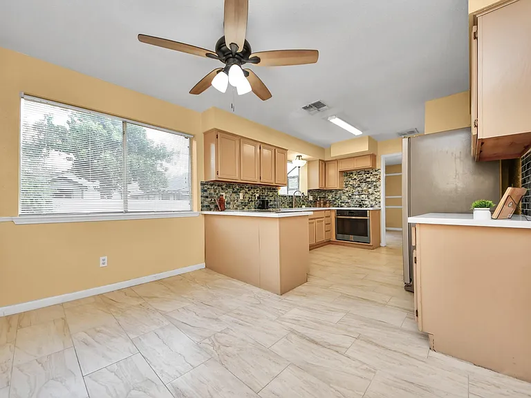 3935 Heathersage Dr — Photo 21