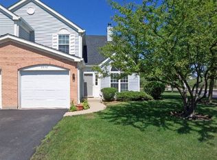 6846 Hampton Cir, Gurnee, IL 60031