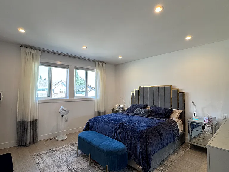 1250 Mitchell St — Photo 16