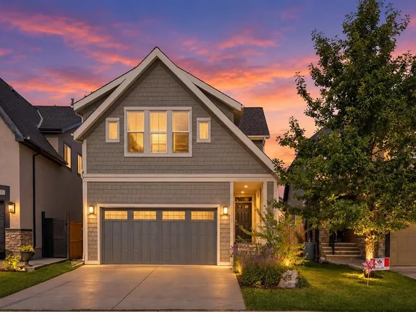 45 E Mahogany Ter SE, Calgary, AB T3M 0R5