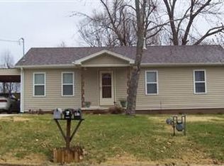 508 S 10th Ave, Ozark, MO 65721