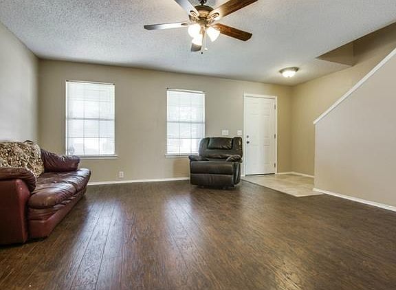 5th image of 2317 Capeland Dr