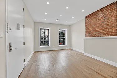 Rented by Prime Square Realty