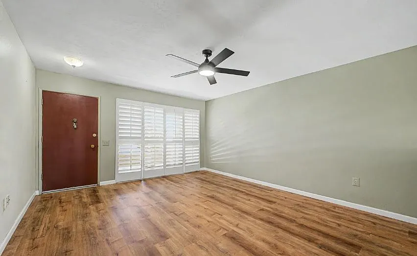 3 bed, 1465 sqft, $2,000 — Photo 4