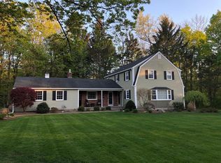 11 Woodland Dell Rd, Wilbraham, MA 01095