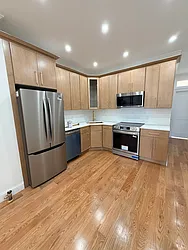 172 Union Street, #4L