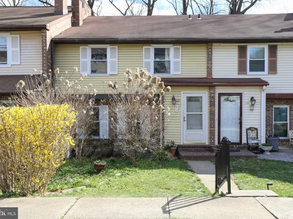 112 Woodbridge Ct #S, Feasterville Trevose, PA 19053