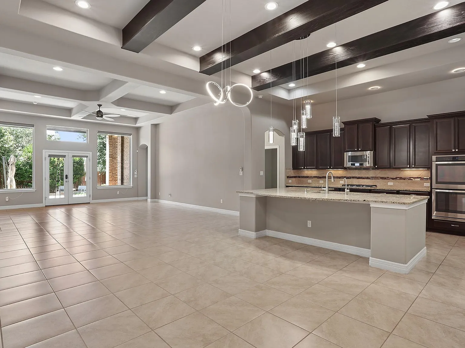 4 bed, 3.0 bath, 3013 sqft, $3,550 — Photo 4