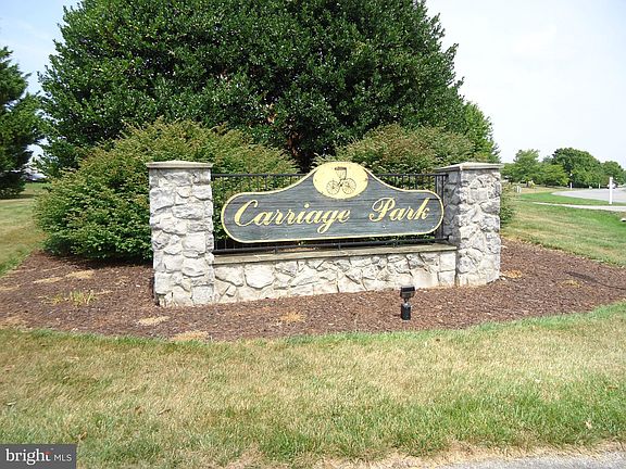 2nd image of 103 Carriage Dr