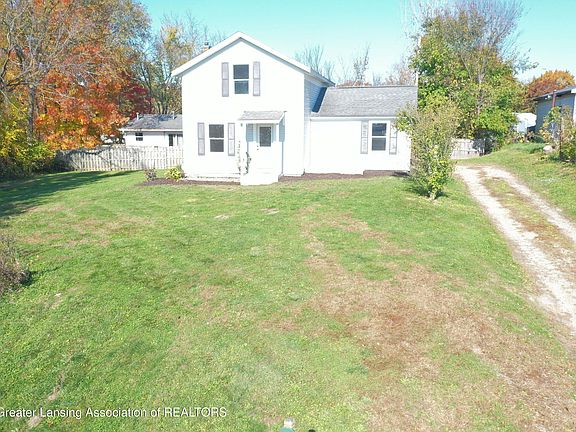 2nd image of 238 Cliff St