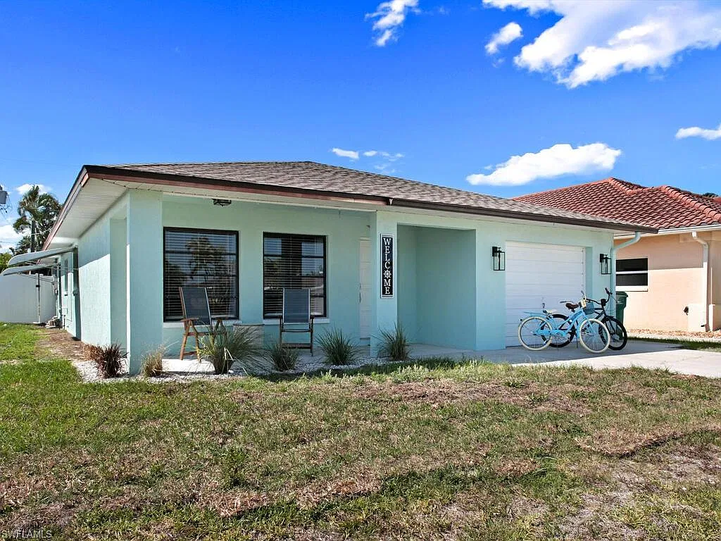 3 bed, 2.0 bath, 1602 sqft, $4,000 — Photo 2