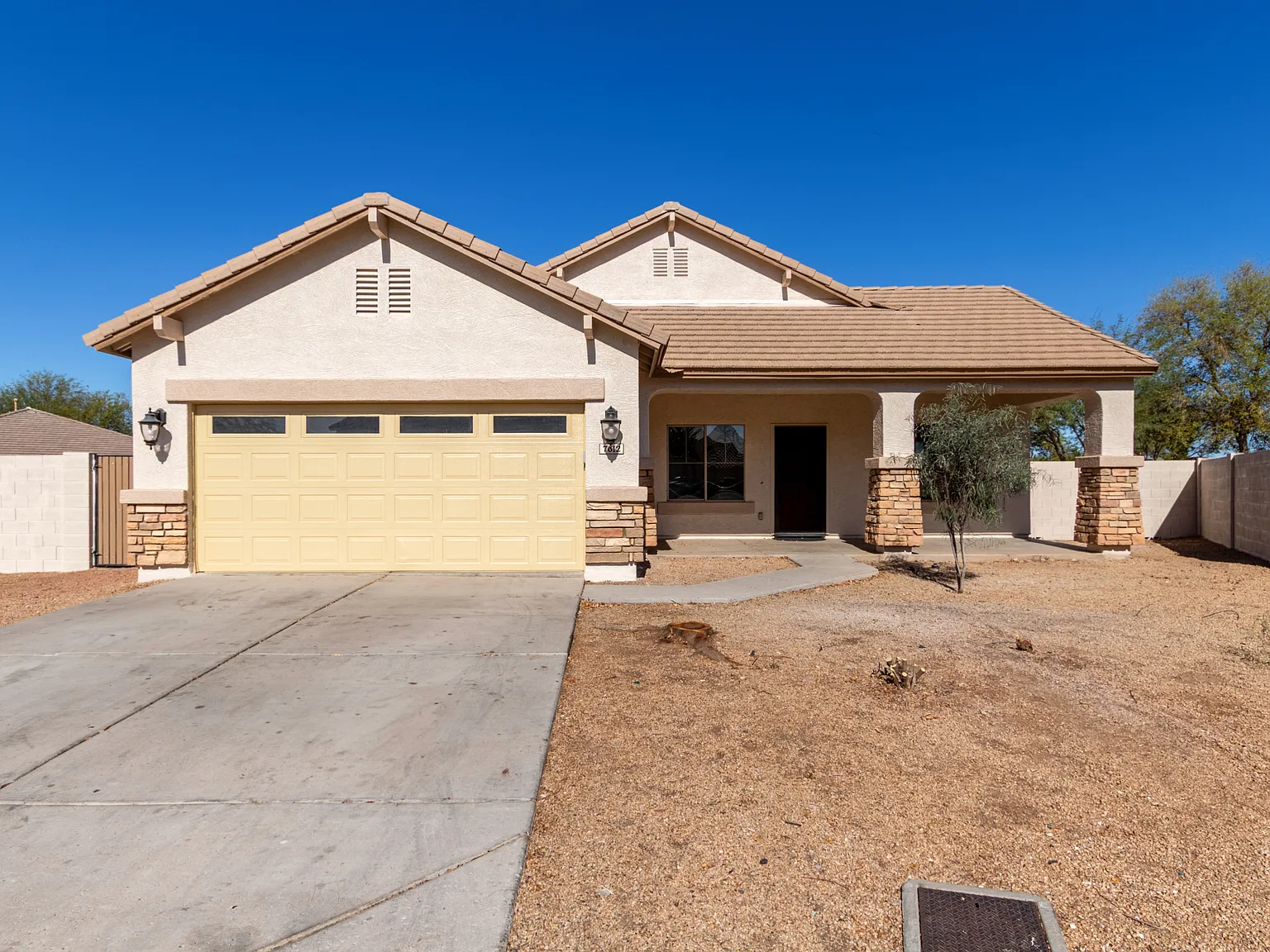 4 bed, 1918 sqft, $2,650 — Photo 3
