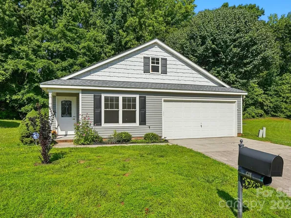 611 Annalinde Ln, Rock Hill, SC 29732