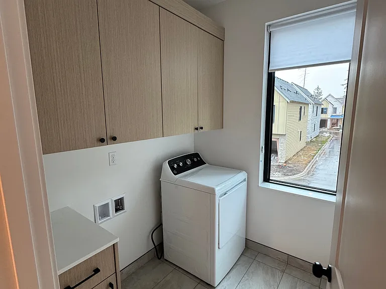 520 NE 117th Ave #612-B — Photo 4