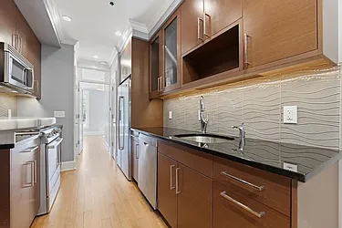 604 Adams Street, #4