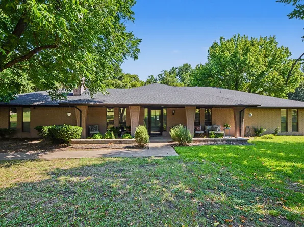 175 E Pleasant Run Rd, Cedar Hill, TX 75104