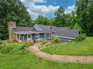 2333 Bond Cemetery Rd, Nashville, IN 47448