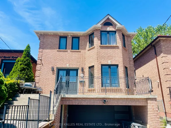 16 Rustic Rd, Toronto, ON M6L 3C7