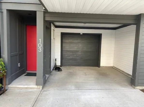 17578 57a Ave #103, Surrey, BC V3S 7V2