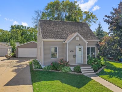 317 8th St, Menasha, WI, 54952