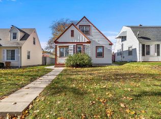 3745 S 19th St, Milwaukee, WI 53221