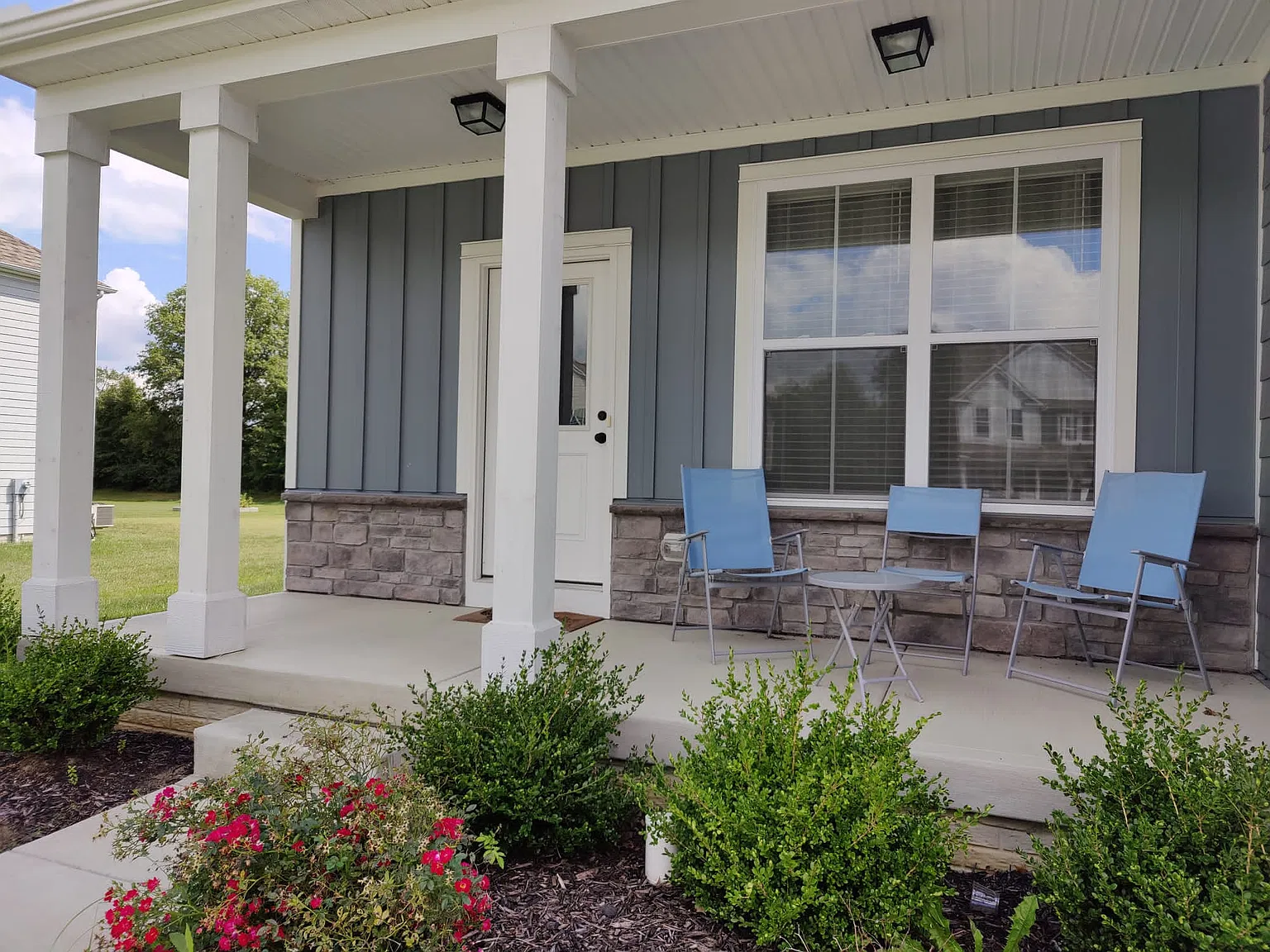 3 bed, 2400 sqft, $3,500 — Photo 4