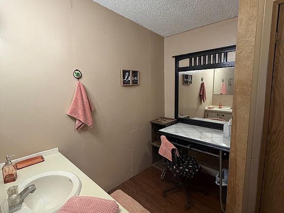 5th image of 745 Saint Marys River Bluff Rd