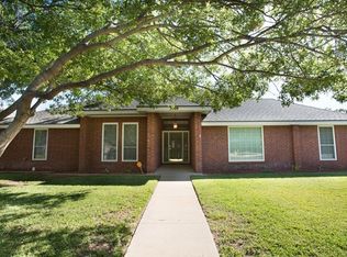 3409 Woodhaven Dr, Midland, TX 79707