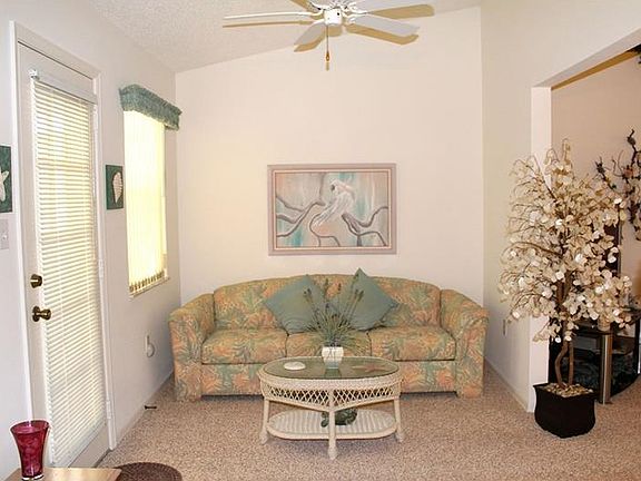 5th image of 6148 Magpie Dr
