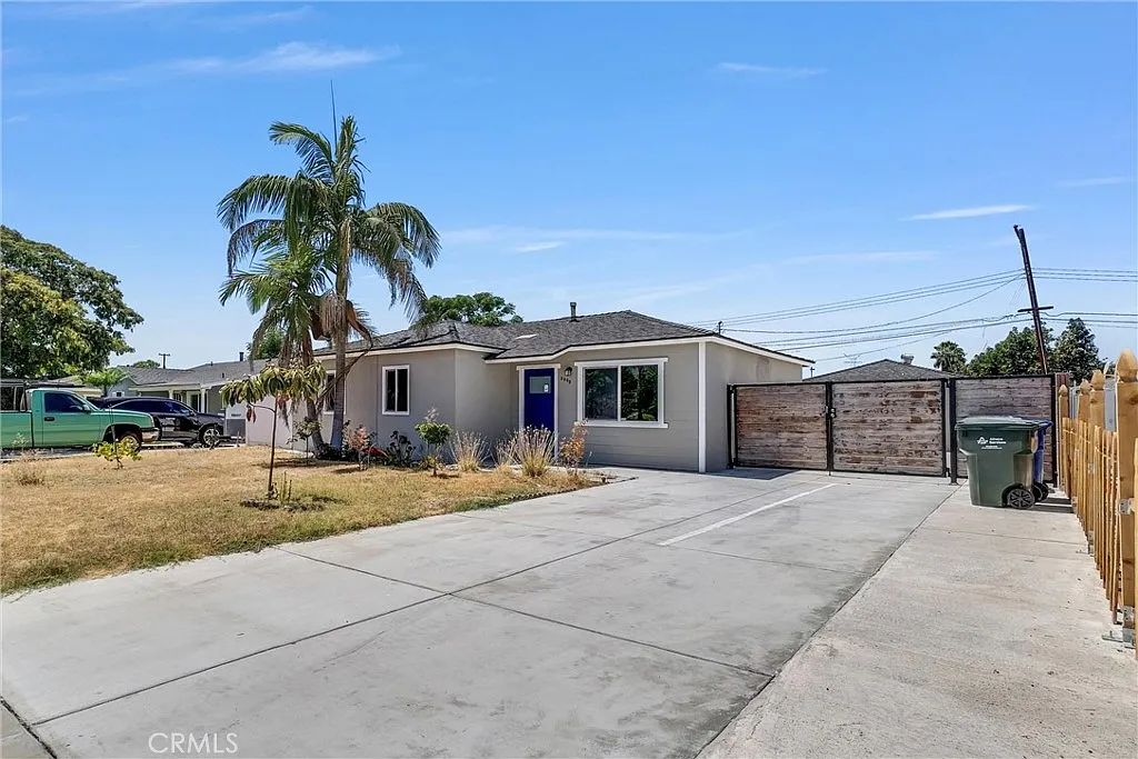3 bed, 948 sqft, $3,500 — Photo 2