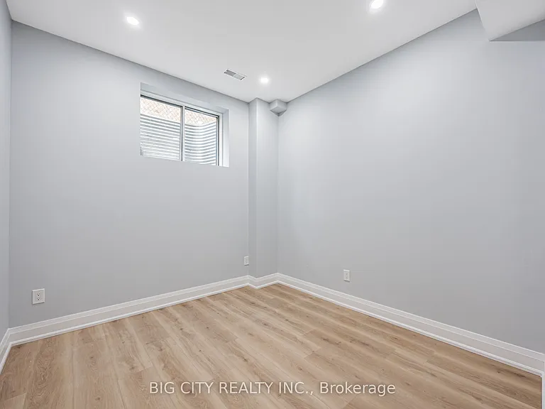 39 Aragon Ave #A — Photo 9